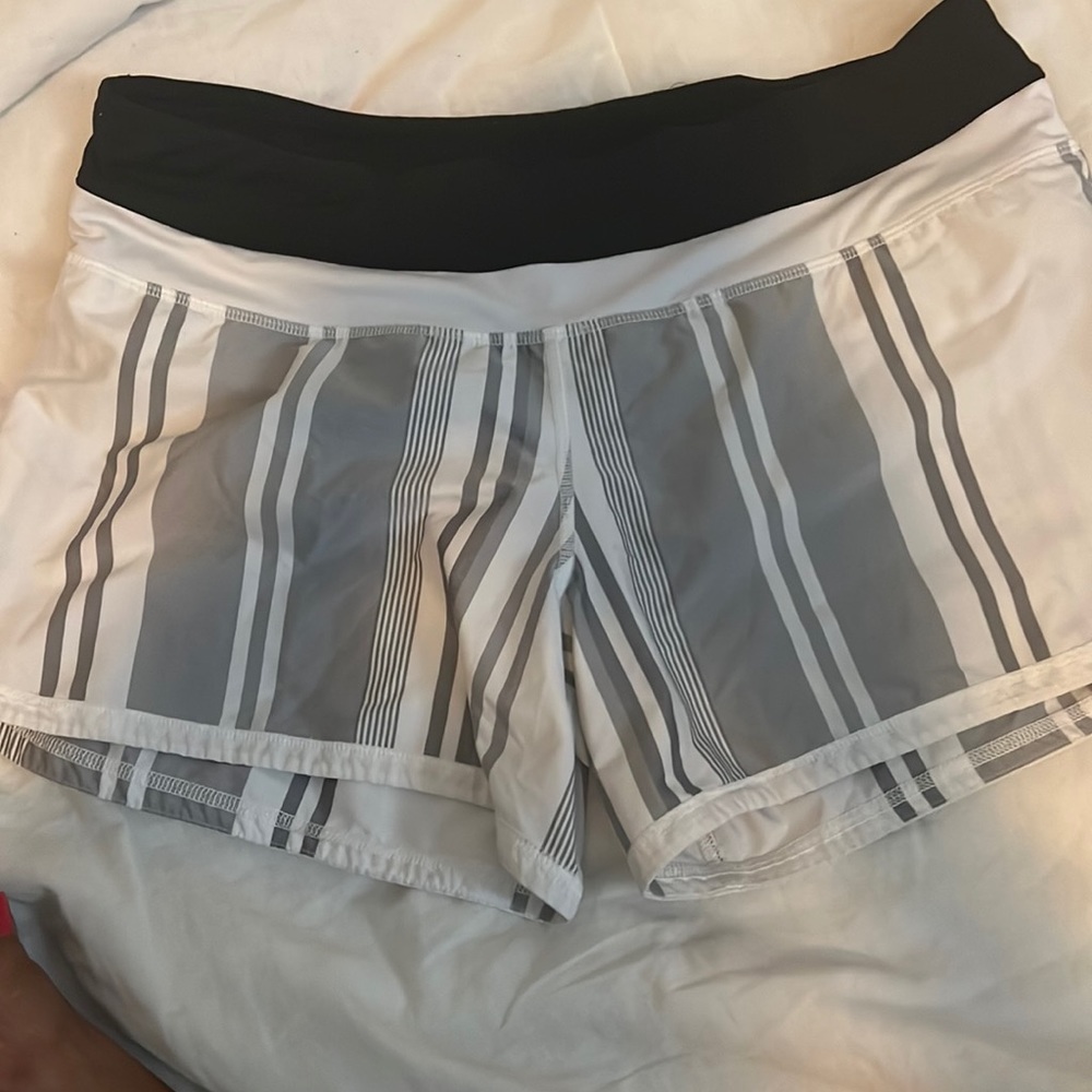 Running short lululemon